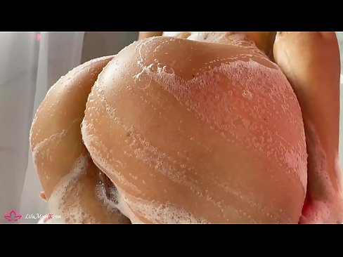 ❤️ Sinasasal ni Brunette ang Pussy gamit ang Vibrator sa Matinding Orgasm sa Shower ❌ dekalidad na sex sa amin ❌️